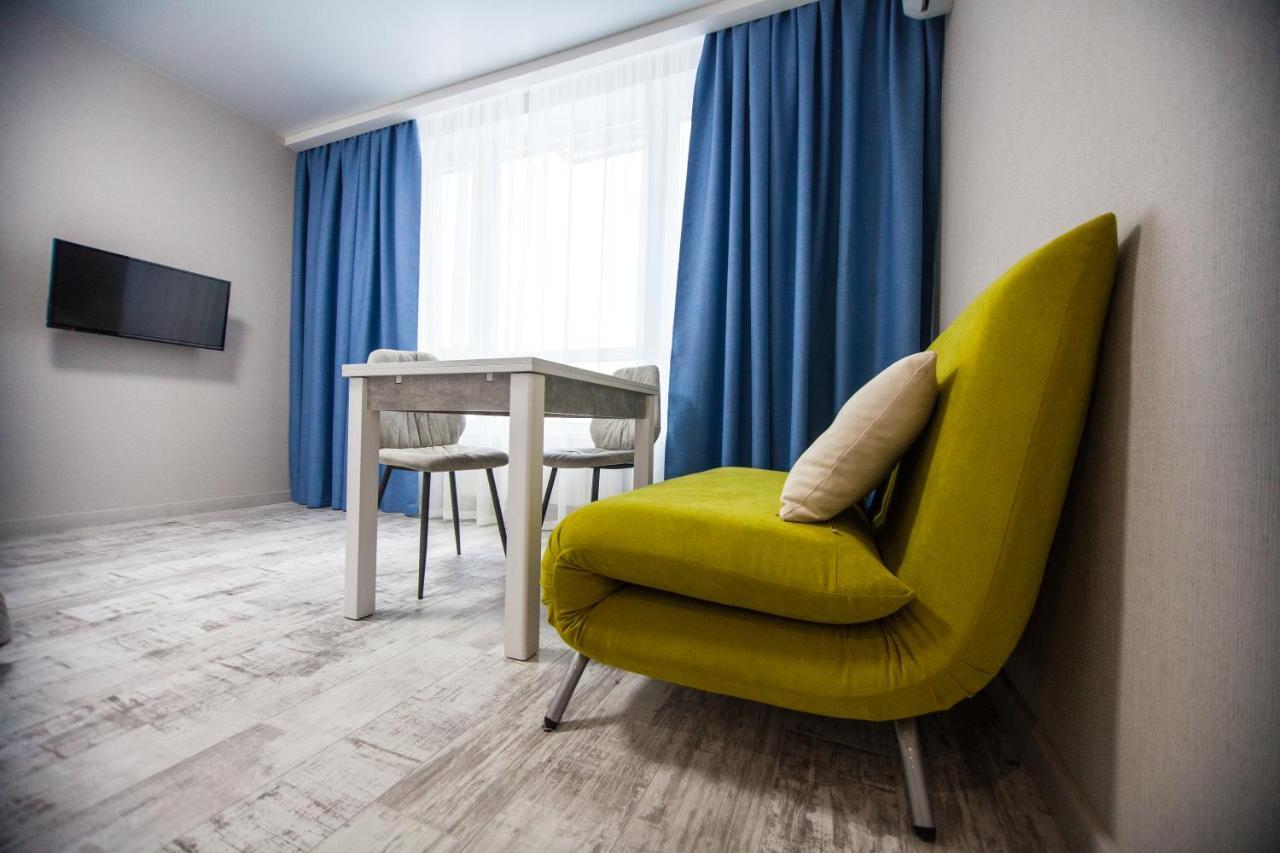 Solo Apartment Kamenskaya Kiev Ngoại thất bức ảnh